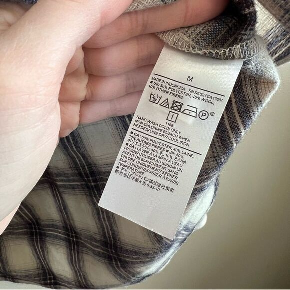 ✨ Banana Republic Wool Blend Ruffle-Collar Shirt Mediun - Picture 8 of 11